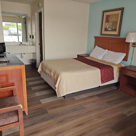 Countryside Inn Motel Richmond Buitenkant foto